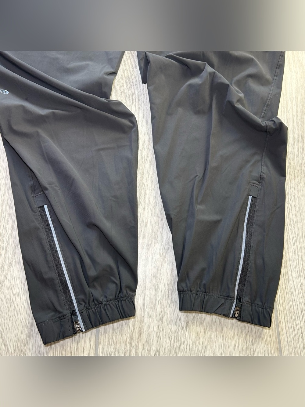 Lululemon Surge Jogger 29” Men’s Gray Pants Activewear Training size XL - Picture 9 of 16